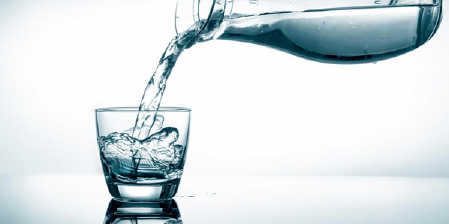Өлөн үедээ ус уух нь зөв үү?  