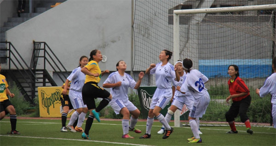 Монголын эмэгтэй хөлбөмбөгийн баг Япон дасгалжуулагчтай болно 