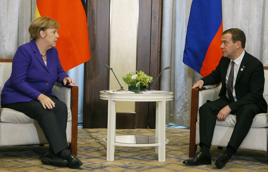 Д.Медеведев, А.Меркель нар Украйны асуудлаар уулзжээ