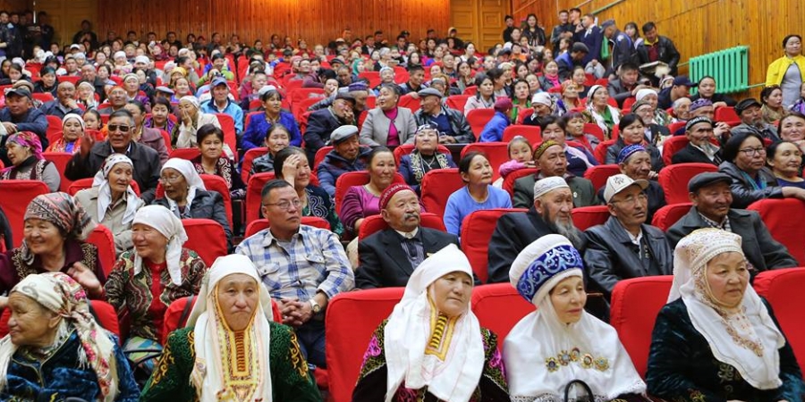 НИТХ-ын дарга С.Амарсайхан Налайх дүүргийн Казах иргэдэд хүндэтгэл үзүүлэв