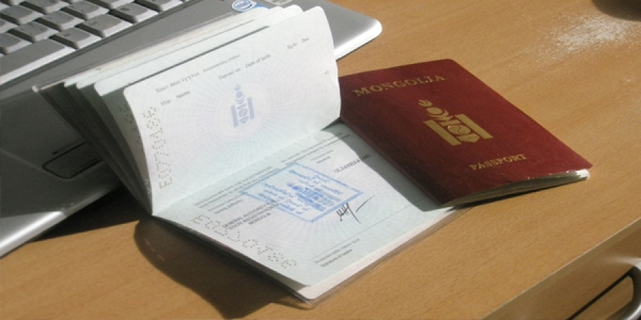 Гадаад паспортоо урт хугацаагаар сунгуулсан 381 мянган иргэн яах вэ