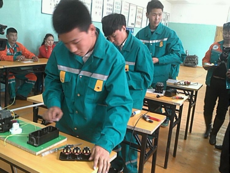 Монгол залуус эзэмшсэн мэргэжлээрээ Дэлхийн ур чадварын олимпд оролцоно