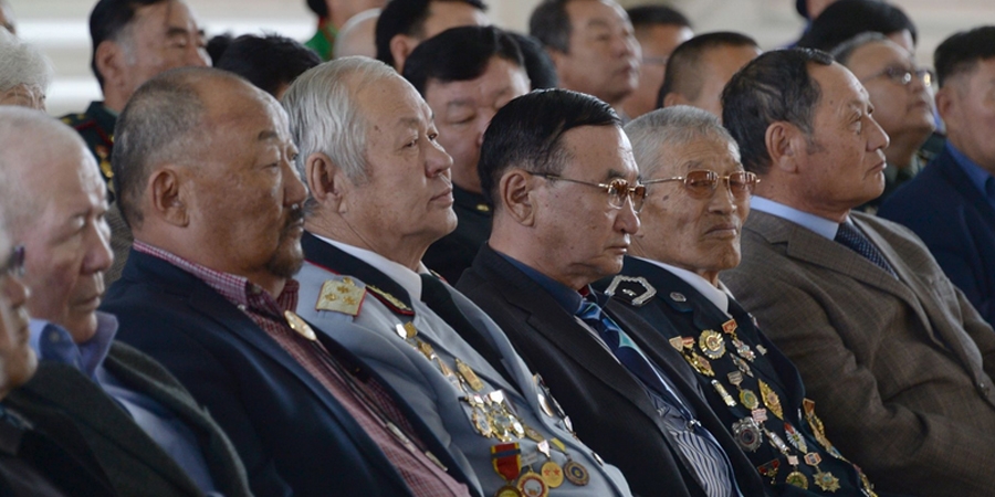Монгол Улсын зэвсэгт хүчинд ажиллаж байсан бэлтгэл болон ахмад дайчдад мэндчилгээ дэвшүүлэв