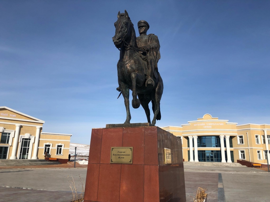 Монгол Улсын Ерөнхий сайд У.Хүрэлсүх Халх гол суманд ажиллаж байна
