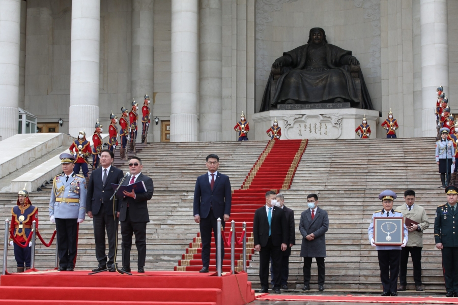 Монгол Улсын төрийн дээд шагнал, тэргүүн зэргийн ''Чингис хаан'' одонг Зэвсэгт хүчний нийт бие бүрэлдэхүүнд хүртээлээ