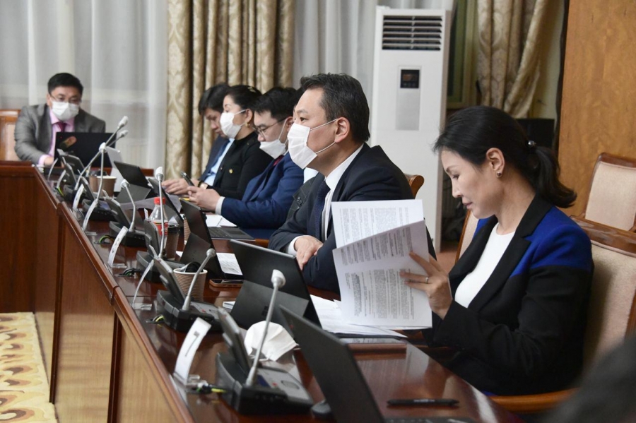 Монгол Улсын 2022 оны төсвийн тухай хуулийн төслүүдийн хоёр дахь хэлэлцүүлгийг хийлээ
