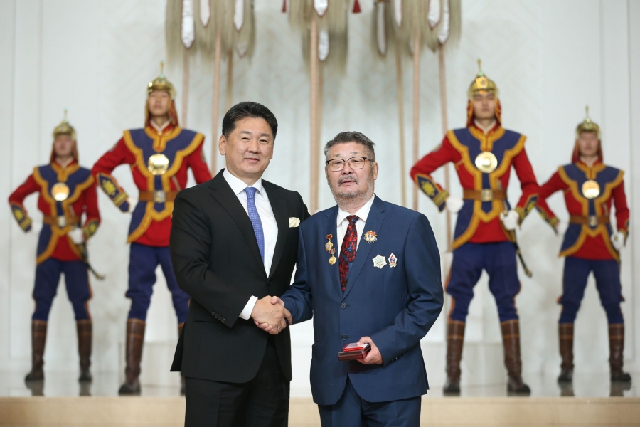 П.Нямдаваа, А.Нота нарт Монгол Улсын Хөдөлмөрийн баатар цол хүртээлээ