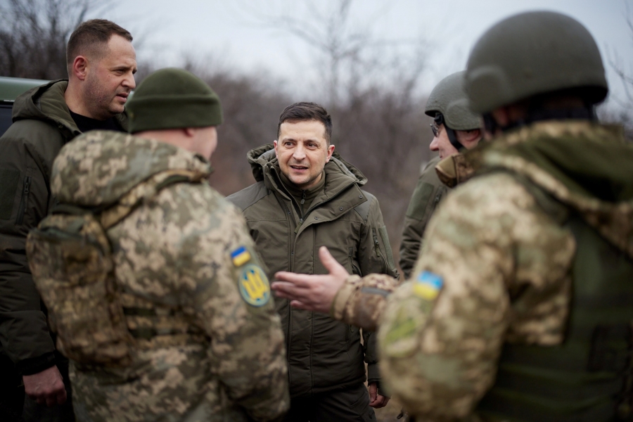 Украинд зэвсэг нийлүүлэх асуудлыг хэлэлцжээ