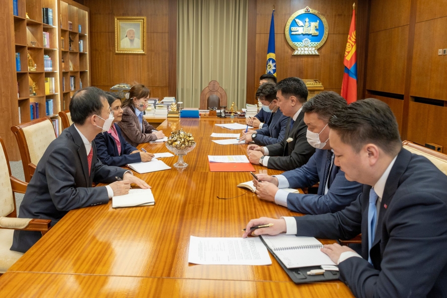 ОУВС-тай хамтран хэрэгжүүлсэн бодлого, реформууд нь Монгол Улсын эдийн засагт чухал үүрэг гүйцэтгэснийг онцоллоо