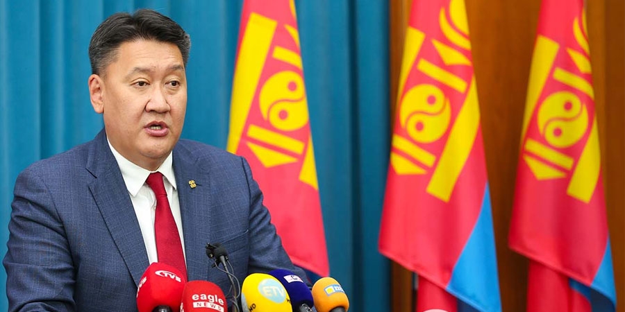 Б.Жавхлан: “Эрдэнэт үйлдвэр”-ийг 100 хувь Монгол Улсын өмч болгох ажил урагшилж байна