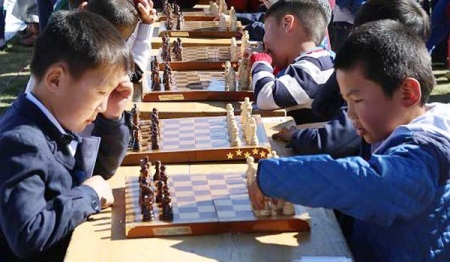 “Өсвөрийн Мон­гол шатарчин 9999” тэмцээний шигшээ тоглолтууд эхэллээ