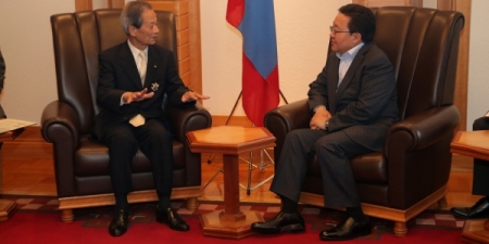Ерөнхийлөгч Ц.Элбэгдоржид Япон,Монголын найрамдлын бүлгийн дарга С.Эда бараалхав