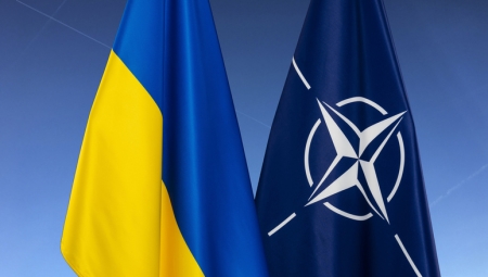 Украиныг НАТО-д элсэхийг гишүүн есөн орон  уриалав