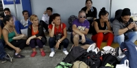 Куба цагаачид Коста-Рика, Никарагуагийн хил дээр гацжээ 