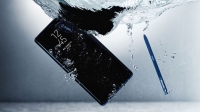 Самсунг “Galaxy Note8” утсаа танилцууллаа